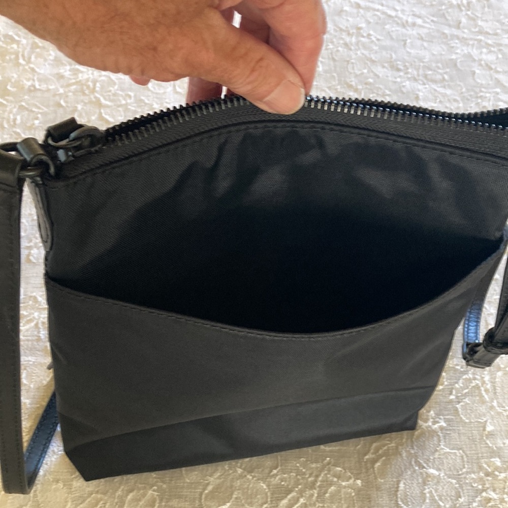 FRYE Nylon Crossbody Bag Black - Picture 8 of 9